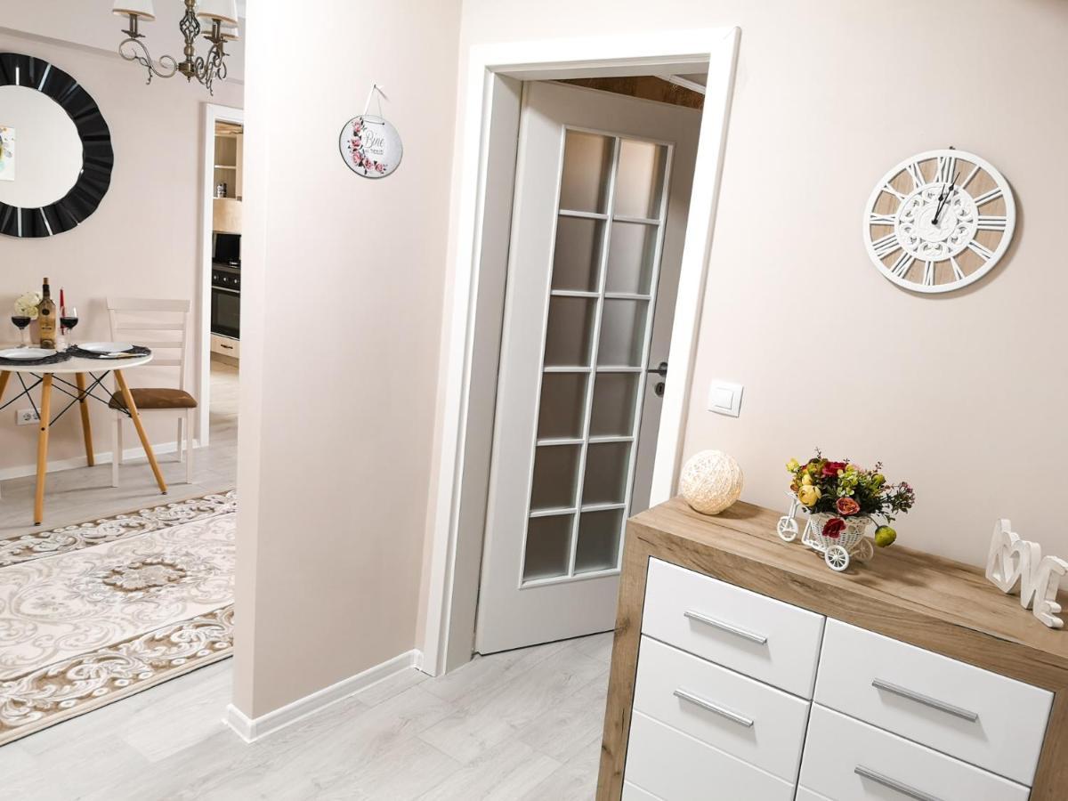 Yns Apartaments Ясси Екстер'єр фото